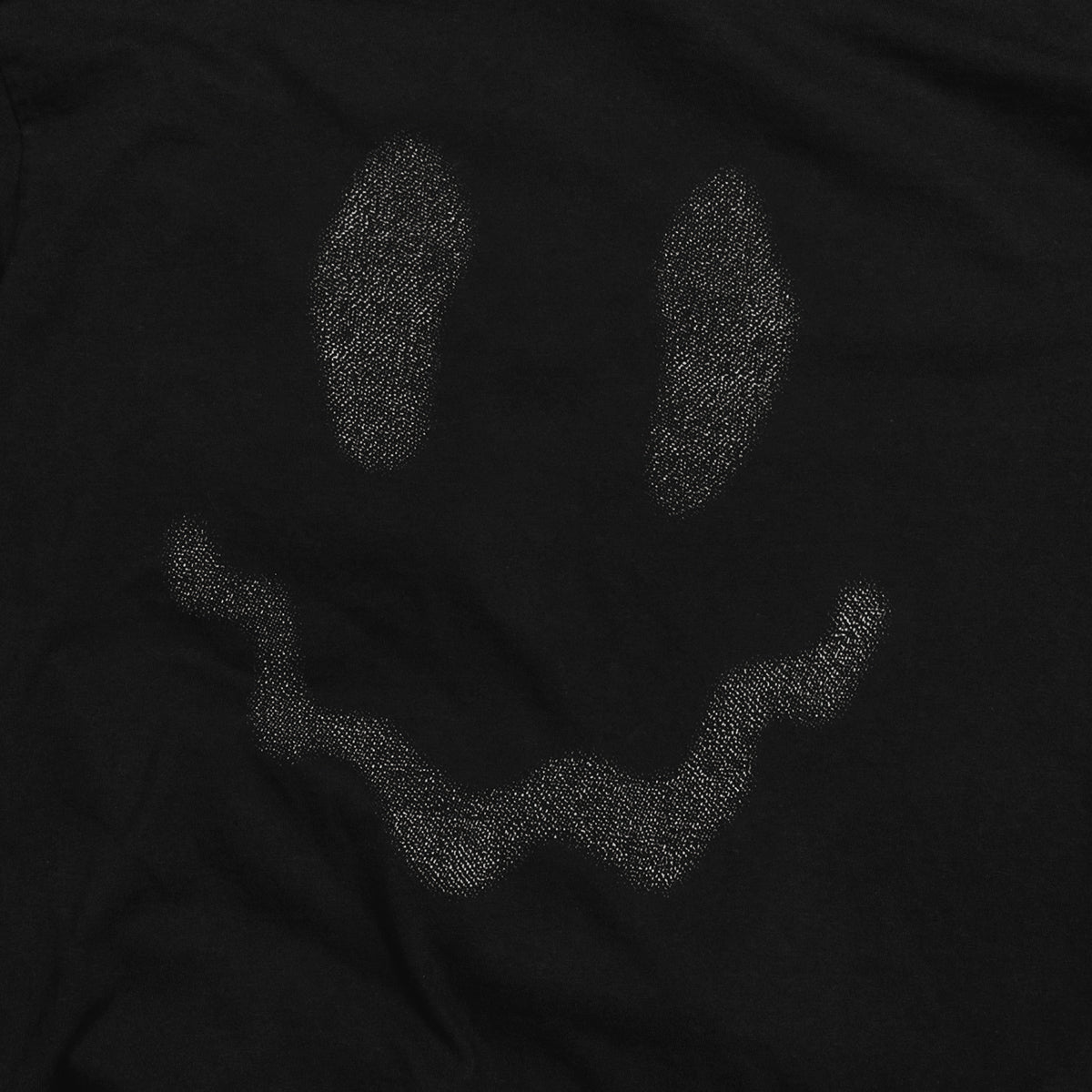 Wobbly Smiley Shirt distressed print detail